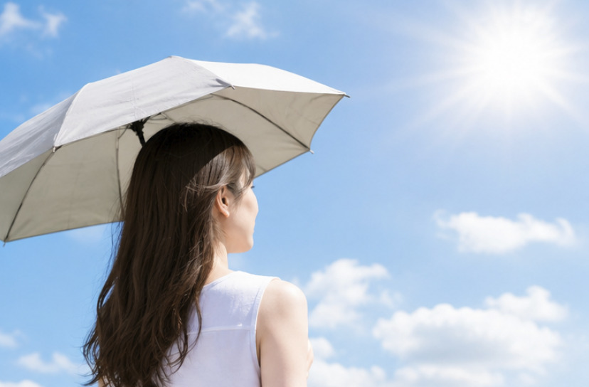 夏の紫外線が秋の抜け毛につながる？髪と頭皮のUVケア